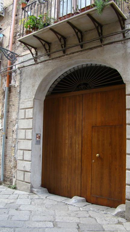 A Casa Di Gio Apartment Palermo Luaran gambar